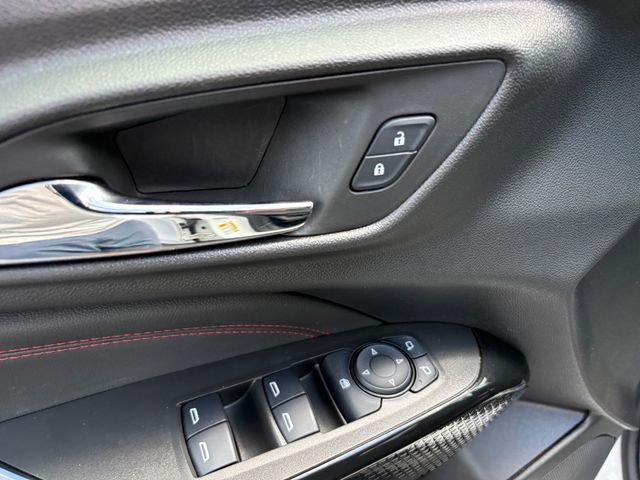 Used 2025 Chevrolet Trax RS w/ Driver Confidence Package FWD image 27