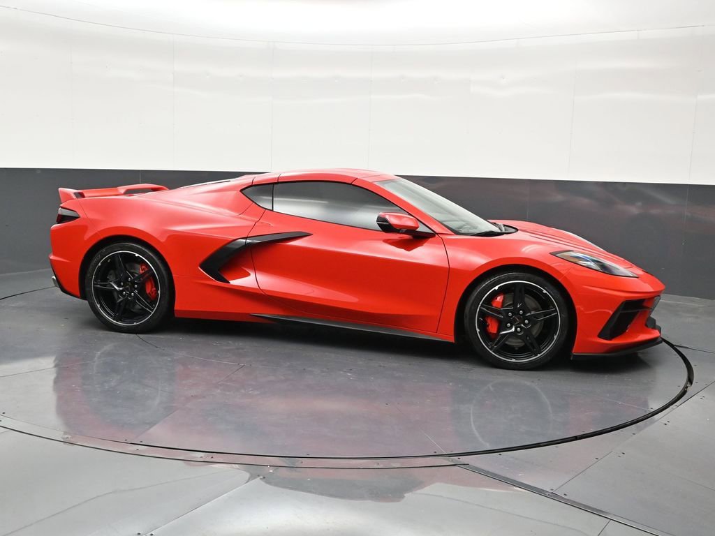 Used 2021 Chevrolet Corvette Stingray Premium Cpe w/ Z51 Performance Package RWD image 7