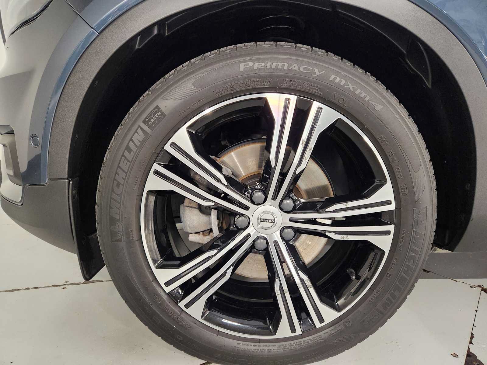 Used 2021 Volvo XC40 T5 Inscription w/ Protection Package Premier AWD/4WD image 8