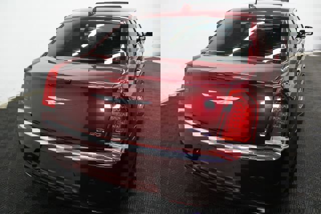 Used 2016 Chrysler 300 C image 6