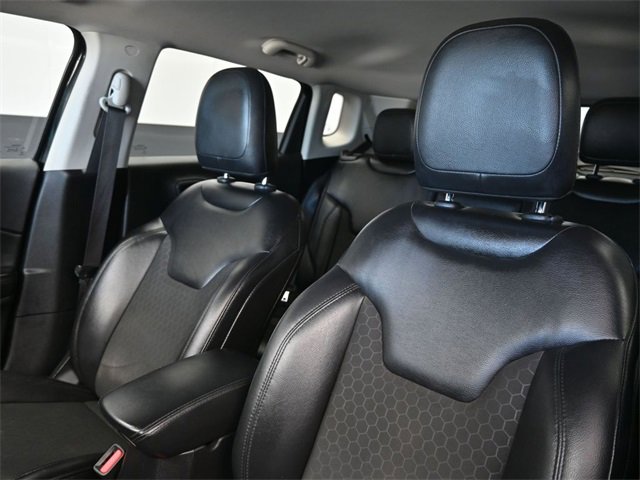 Used 2018 Jeep Compass Altitude image 17