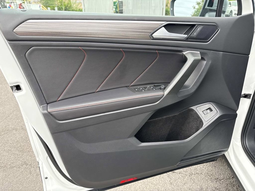 Used 2024 Volkswagen Tiguan Wolfsburg Edition w/ Panoramic Sunroof Package AWD/4WD image 9