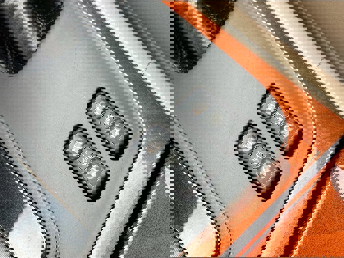 Used 2000 Lexus LX 470 4WD image 19