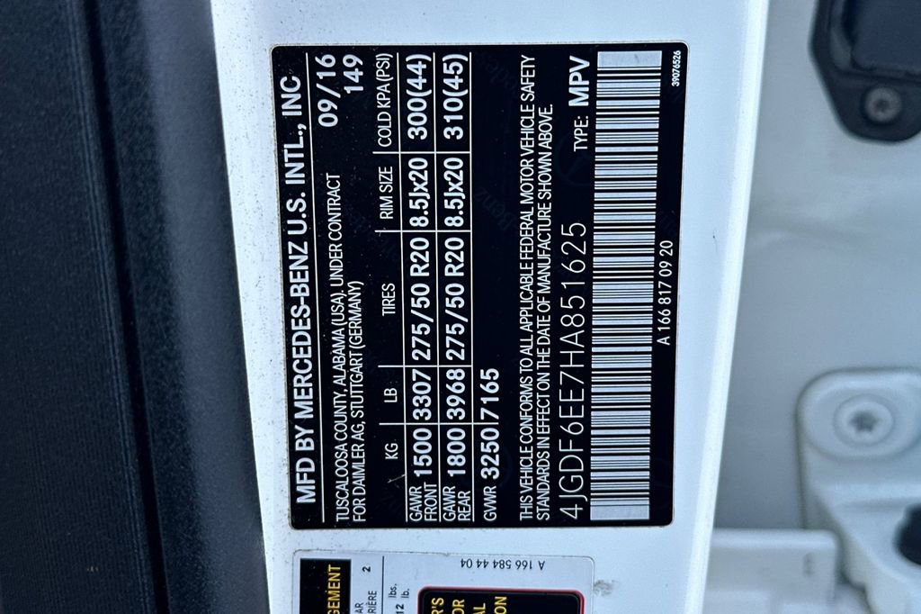 Used 2017 Mercedes-Benz GLS 450 4MATIC image 31