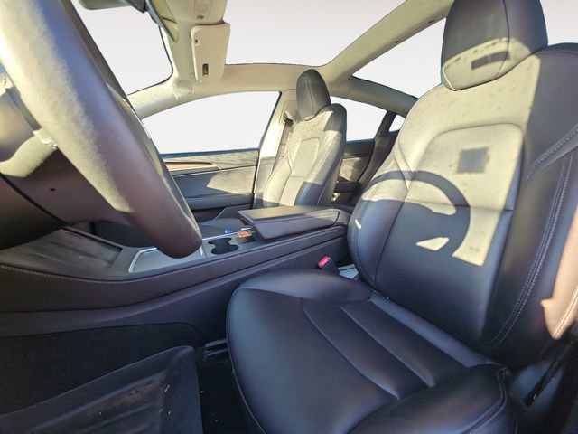 Used 2023 Tesla Model 3 Standard Range image 9
