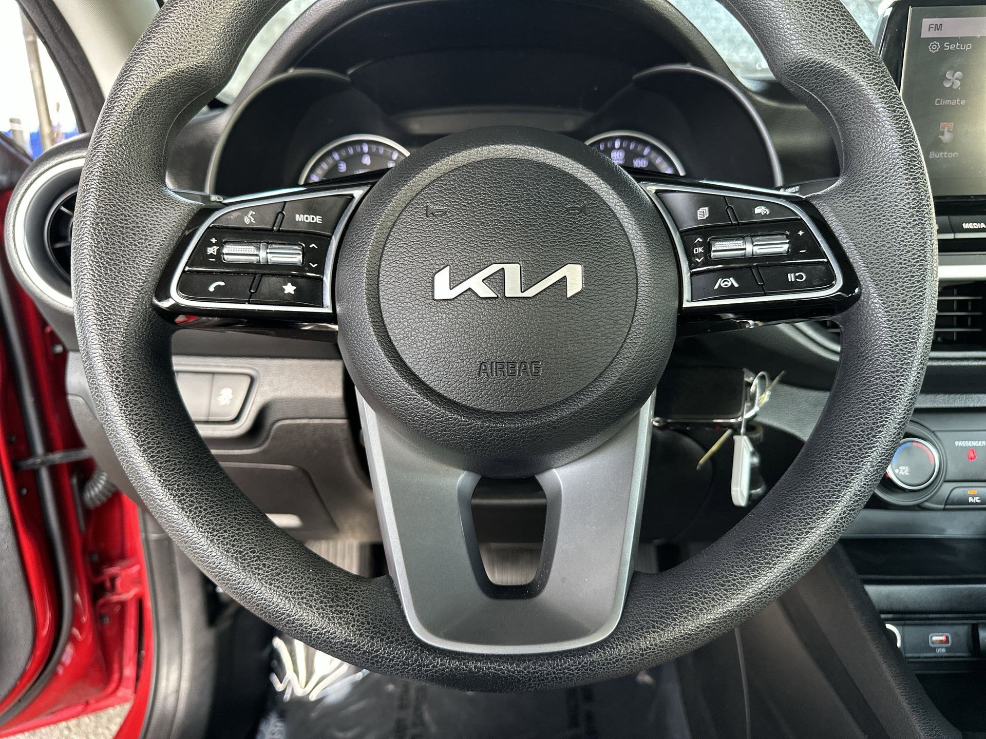 Used 2023 Kia Forte LXS image 11