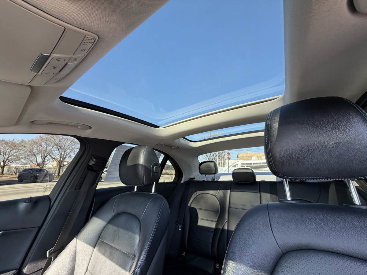 Used 2016 Mercedes-Benz C 300 Sedan w/ Multimedia Package image 28