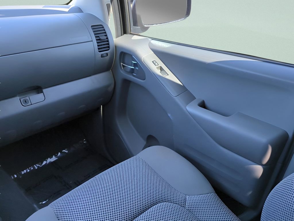 Used 2019 Nissan Frontier SV image 14