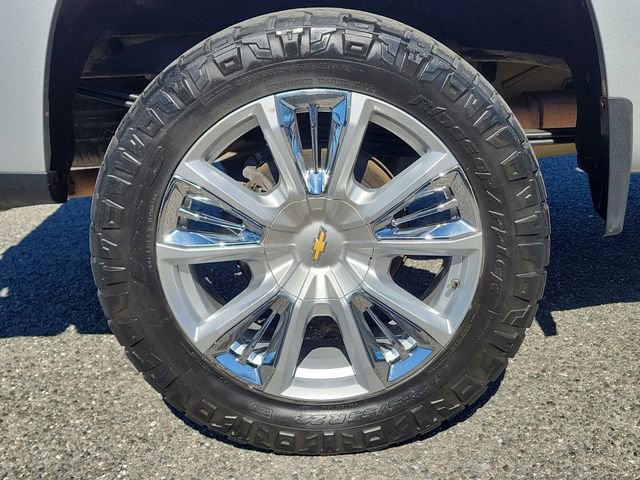 Used 2020 Chevrolet Silverado 1500 LT w/ All-Star Edition image 6