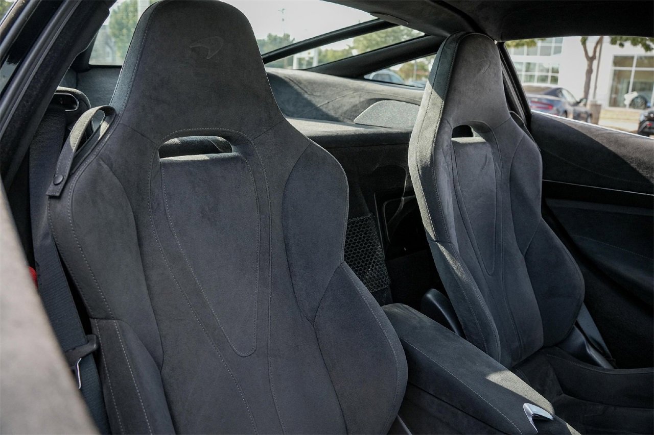 Used 2018 McLaren 720S image 33