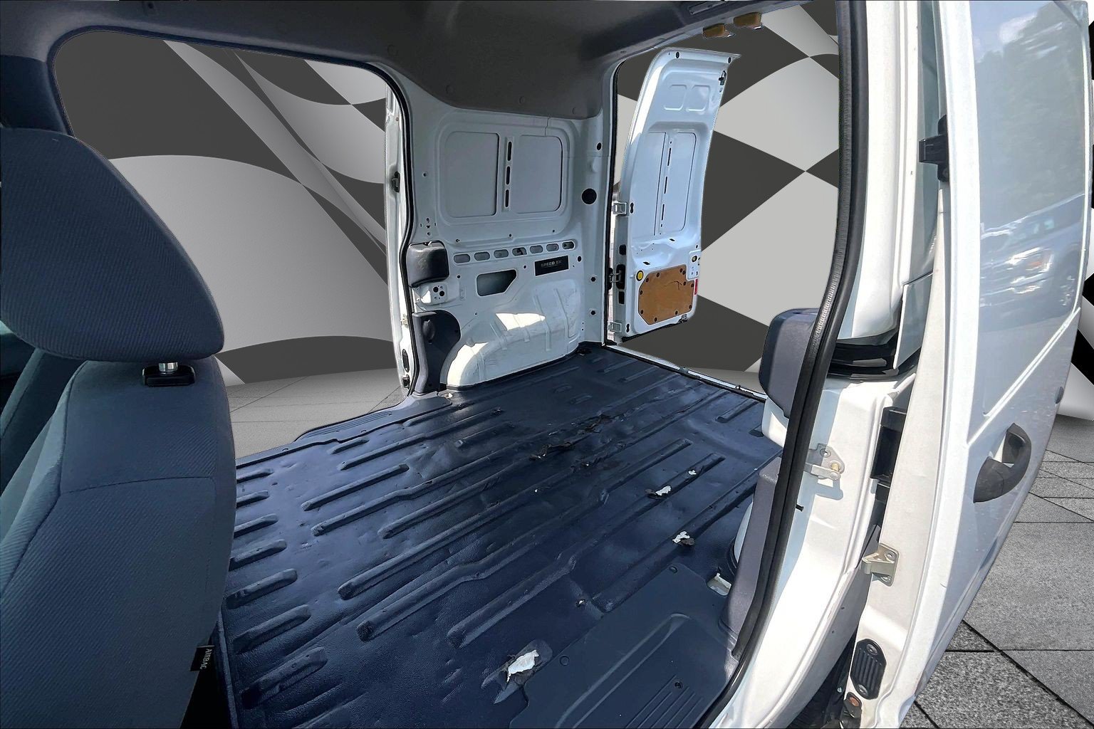 Used 2012 Ford Transit Connect XL FWD image 28
