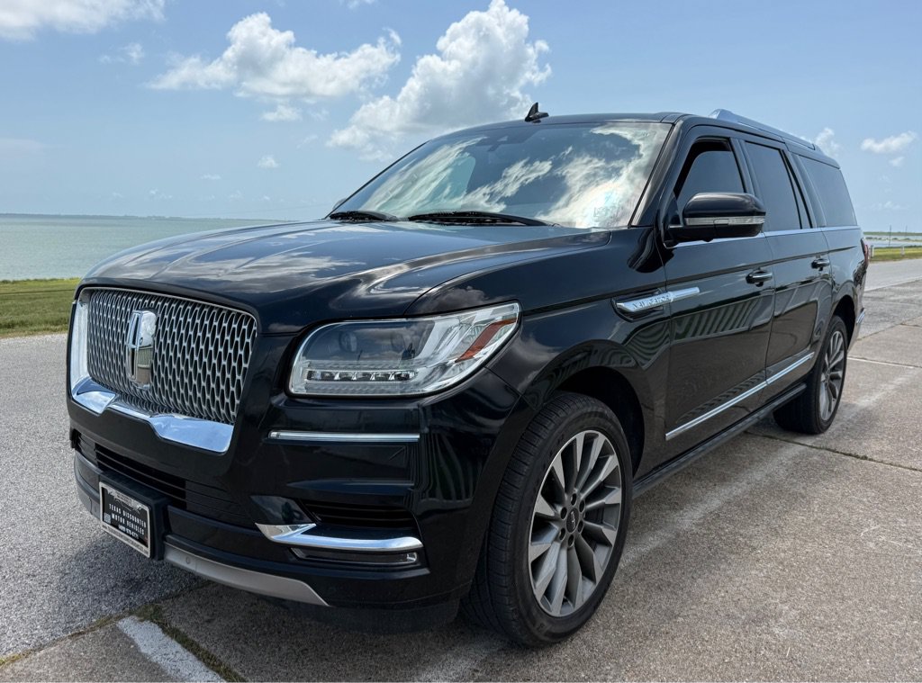 Used 2020 Lincoln Navigator L Reserve RWD image 1