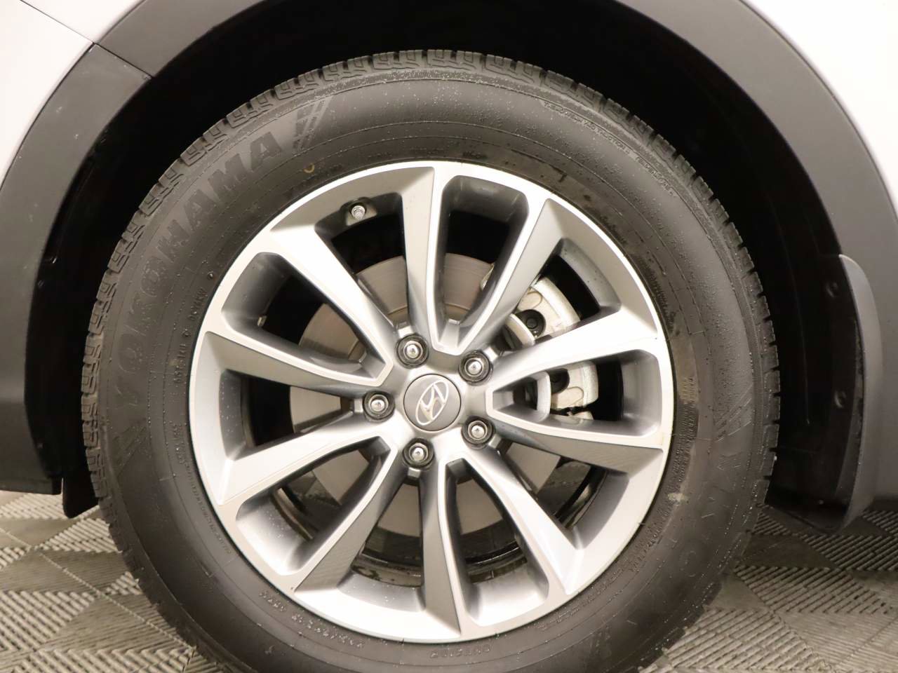 Used 2018 Hyundai Santa Fe SE image 6