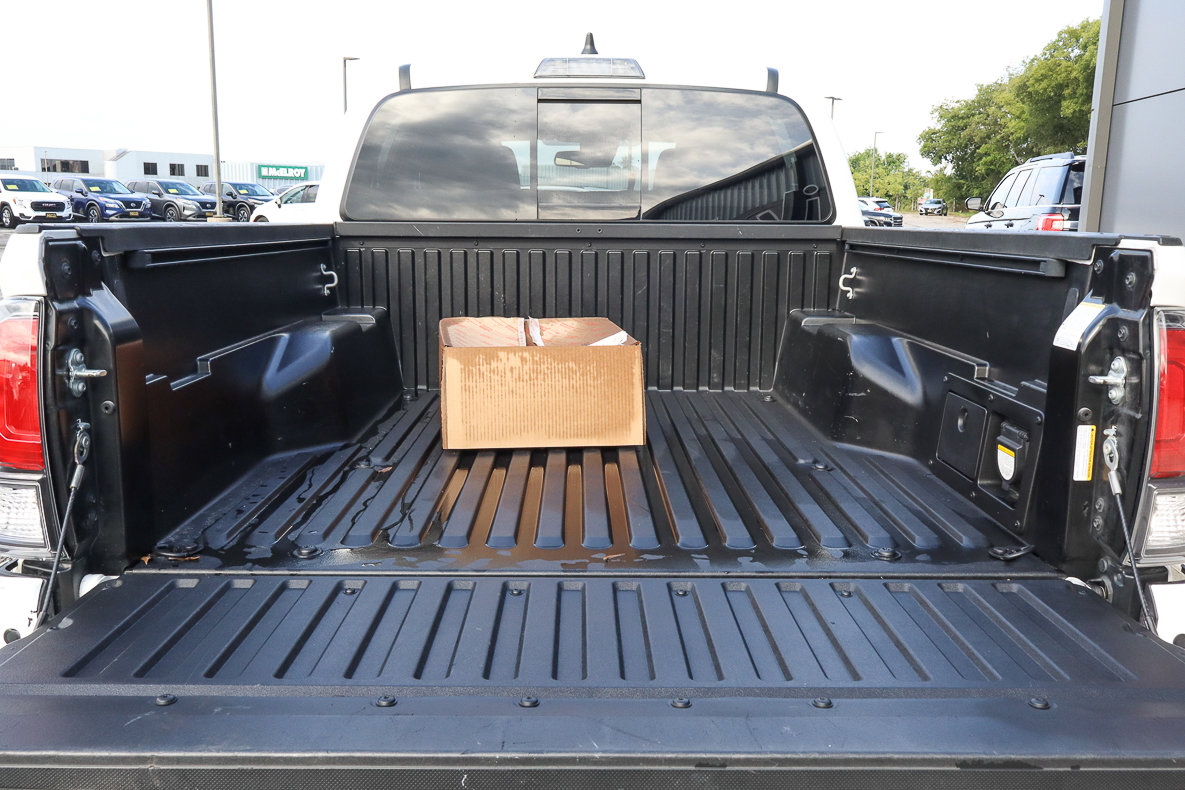 Used 2023 Toyota Tacoma TRD Off-Road image 14