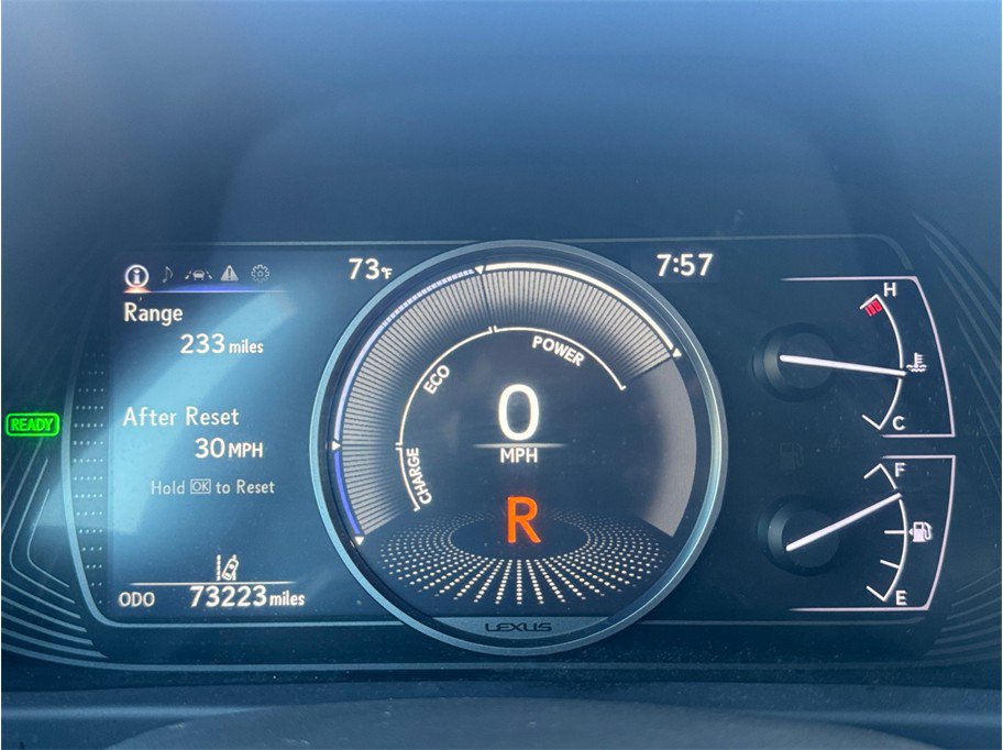 Used 2019 Lexus UX 250h w/ Premium Package AWD/4WD image 16