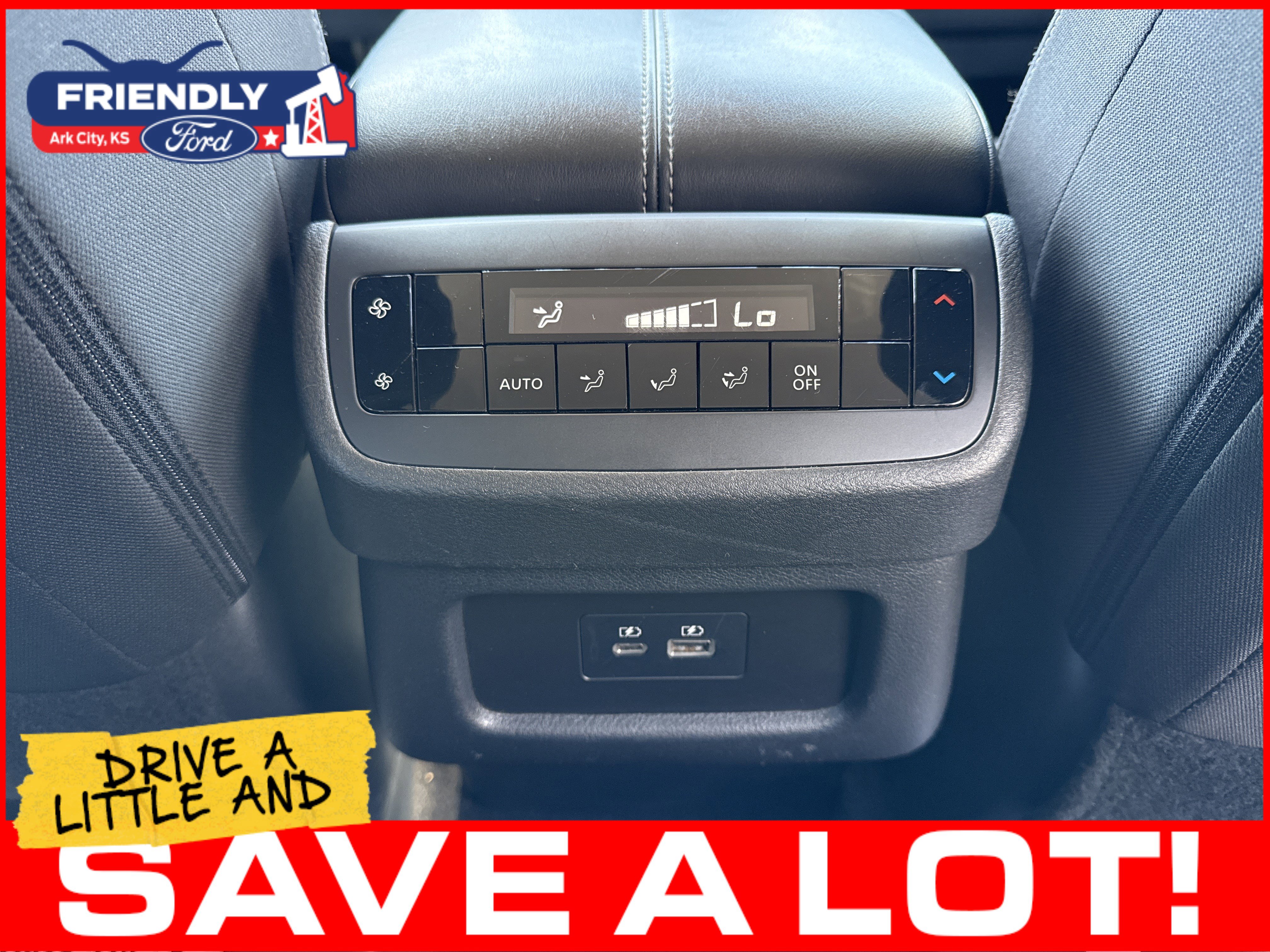 Used 2024 Nissan Pathfinder SV FWD image 27