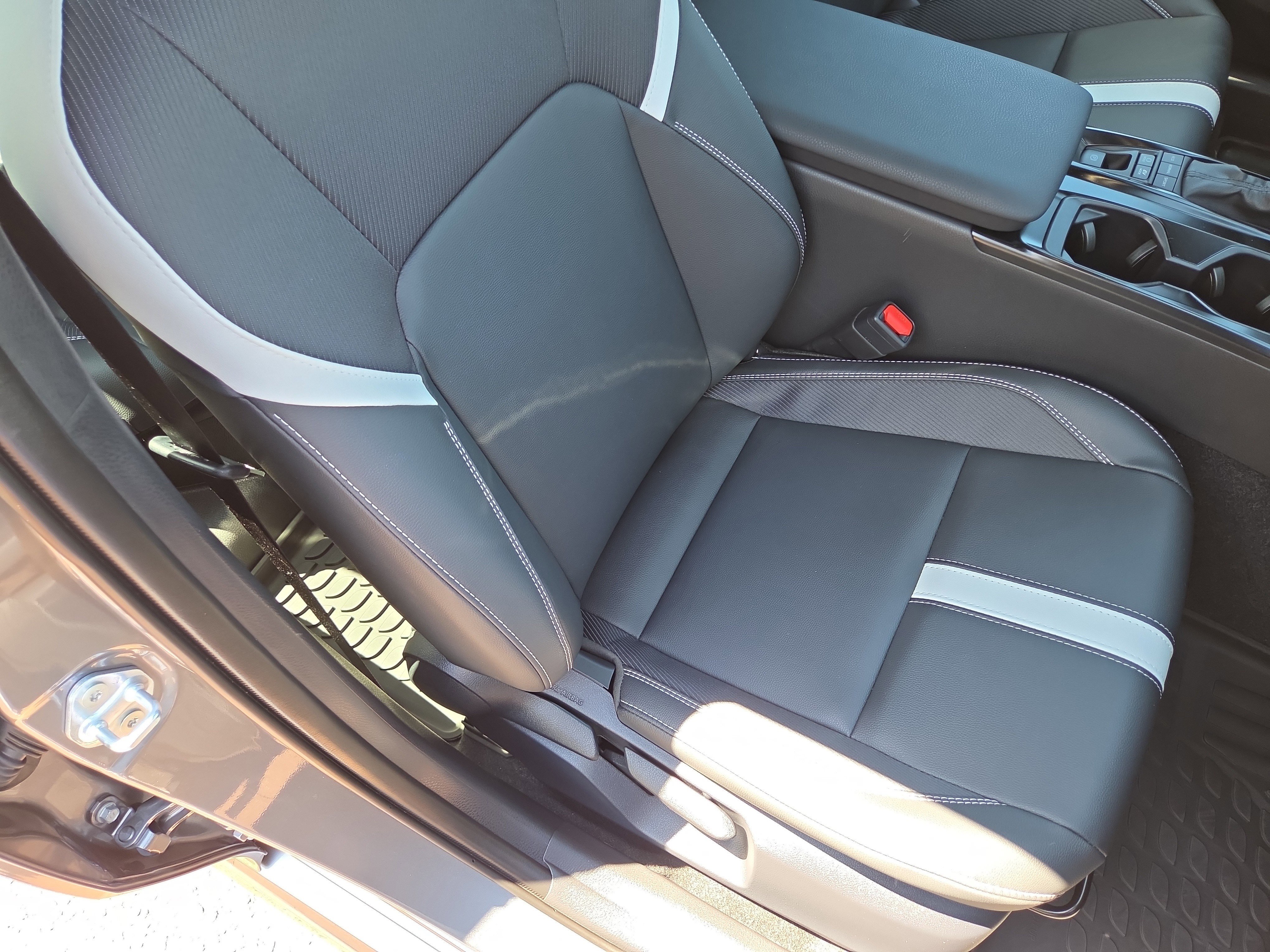 Certified 2026 Toyota Camry SE FWD image 16