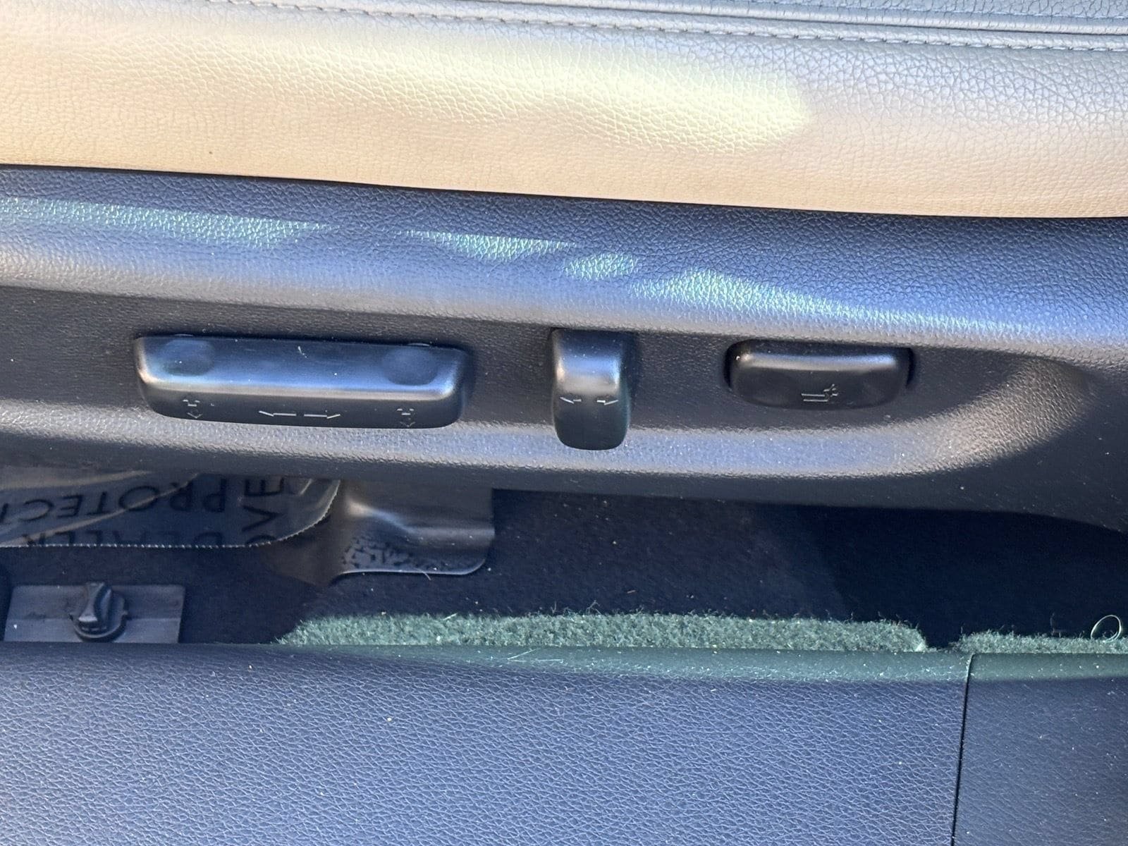 Used 2014 Honda Accord EX-L image 19