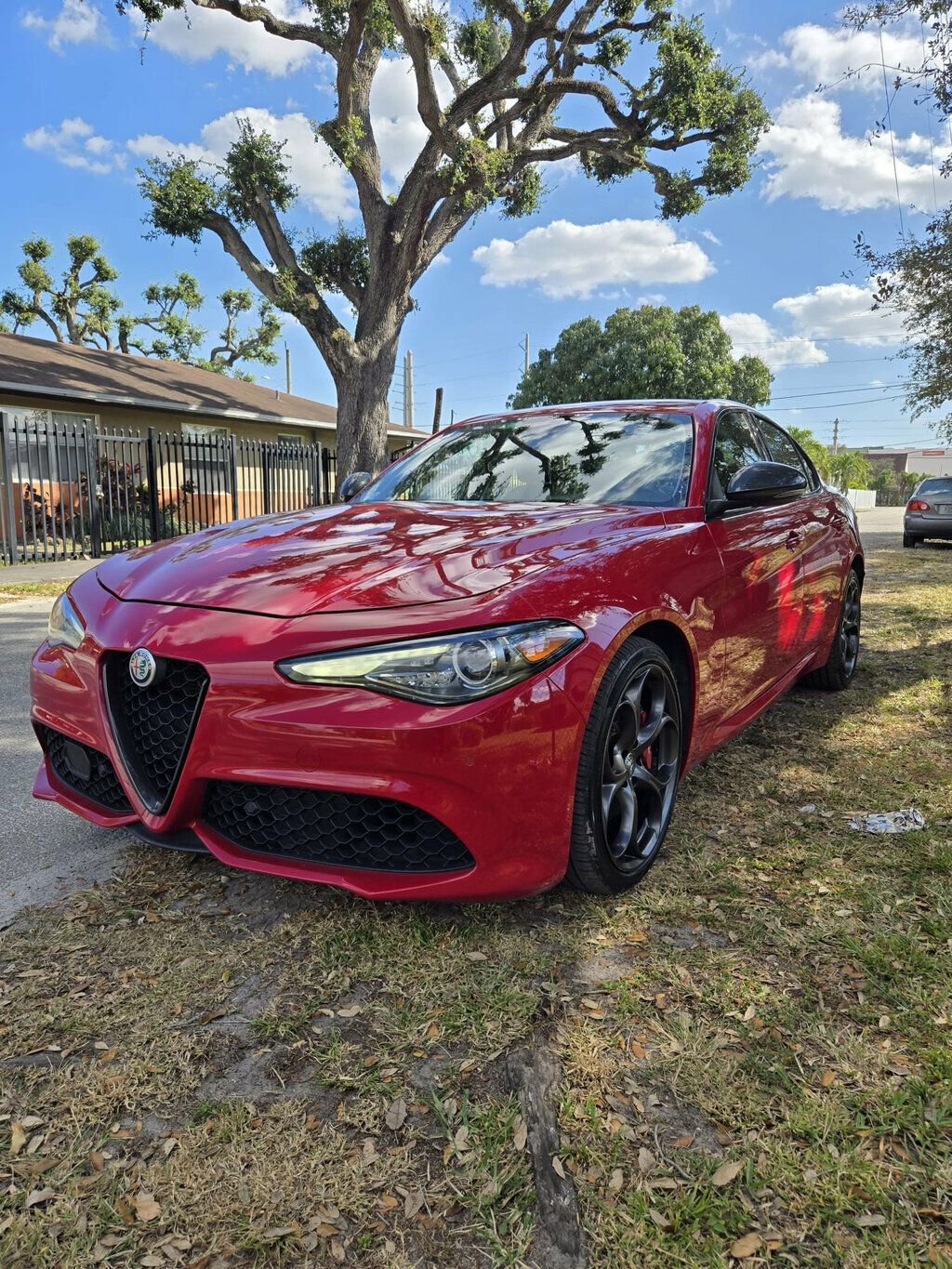 Used 2019 Alfa Romeo Giulia AWD w/ Quick Order Package 22J Sport image 8