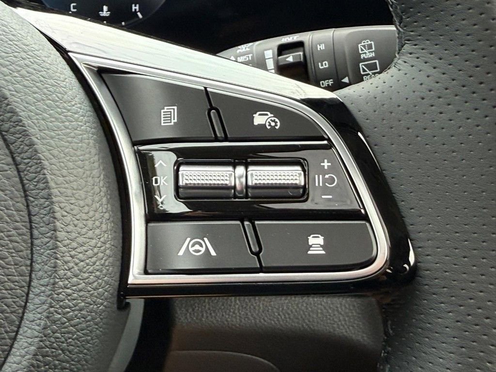 New 2026 Kia Seltos SX w/ SX Sunroof Package image 10