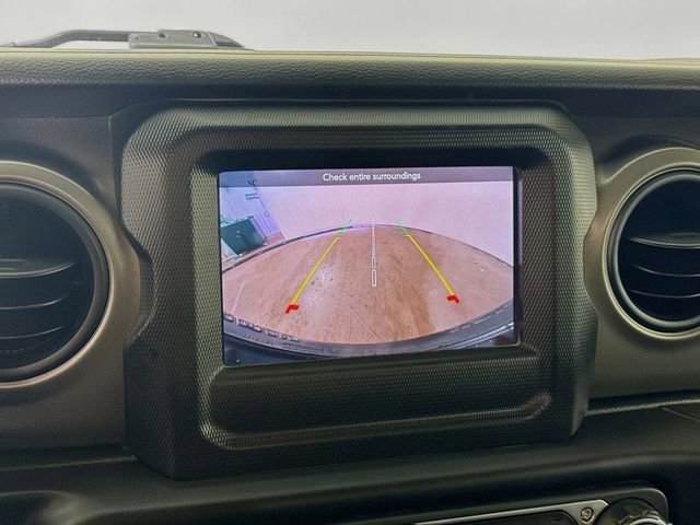 Used 2022 Jeep Wrangler Sport image 13