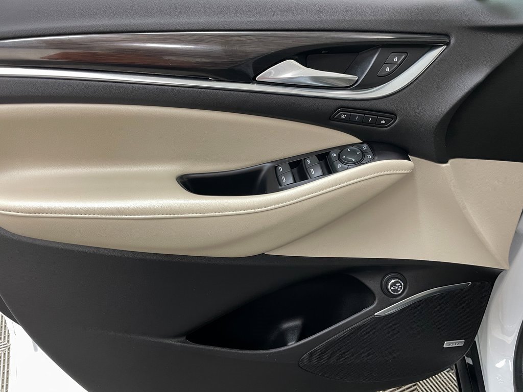 Certified 2018 Buick Enclave Premium w/ Experience Buick Package image 31