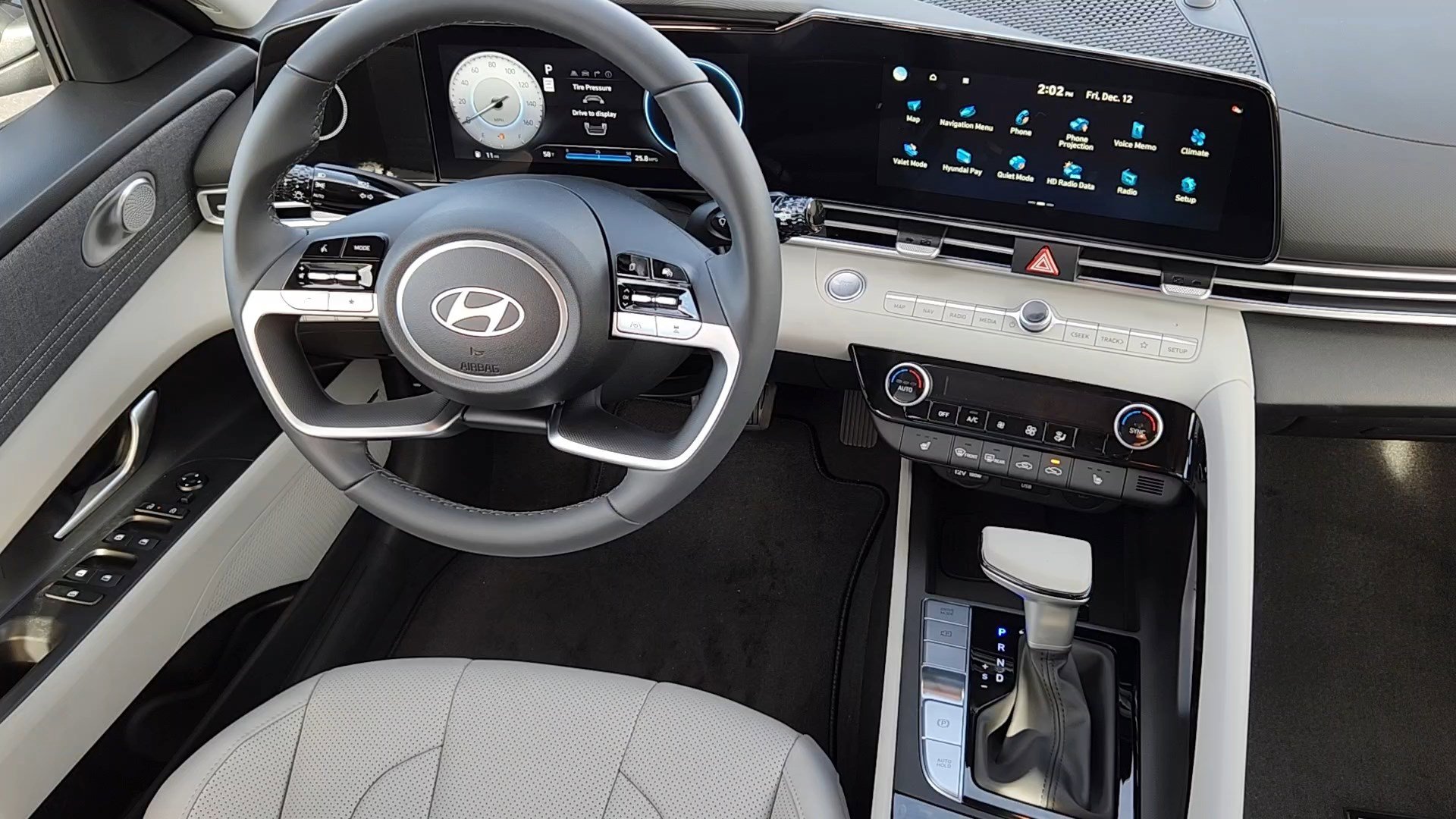 New 2026 Hyundai Elantra Limited image 5