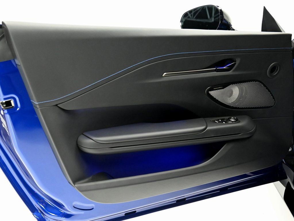 New 2026 Aston Martin V8 Vantage Coupe image 26