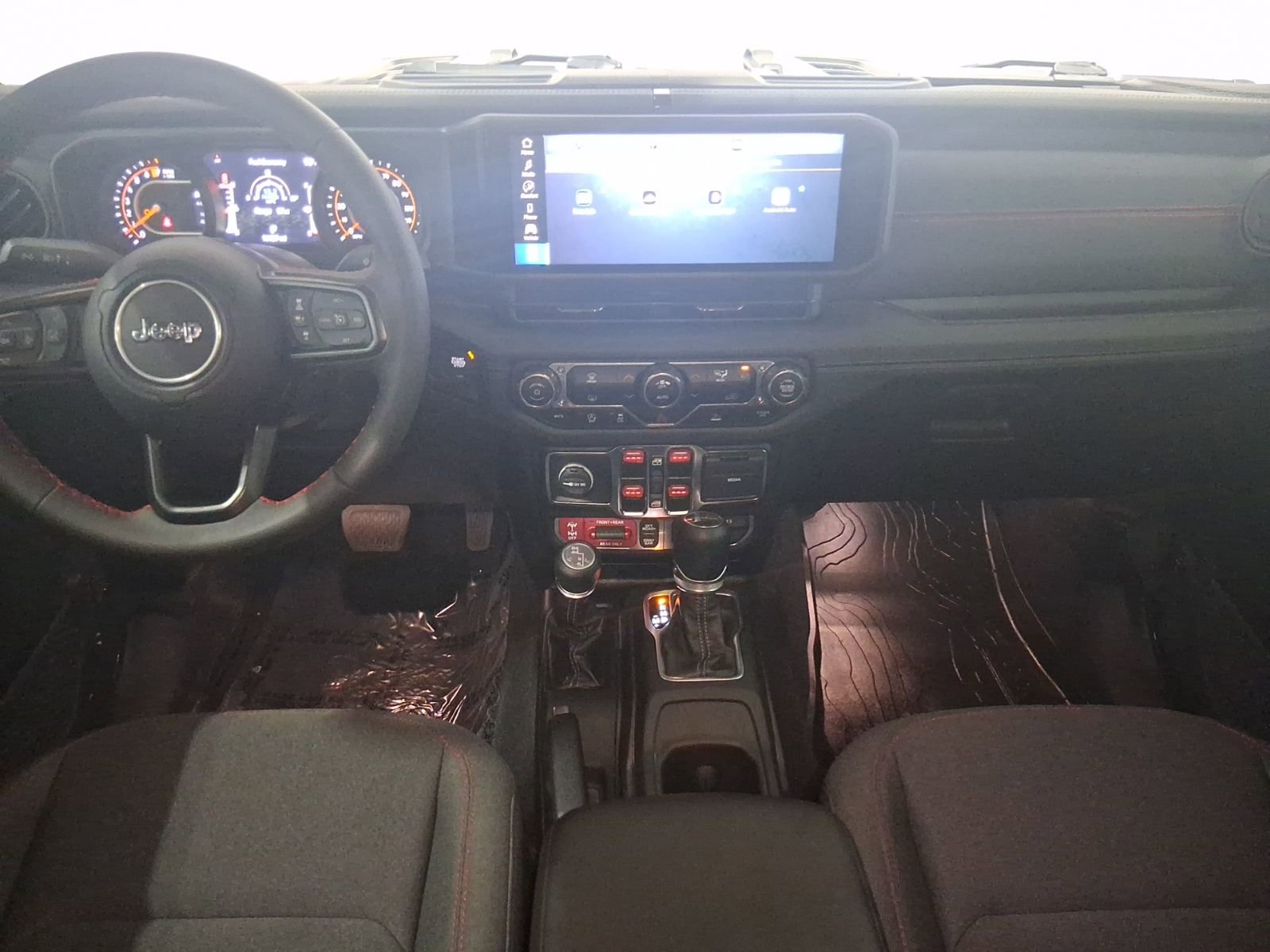 Used 2024 Jeep Gladiator Rubicon AWD/4WD image 20