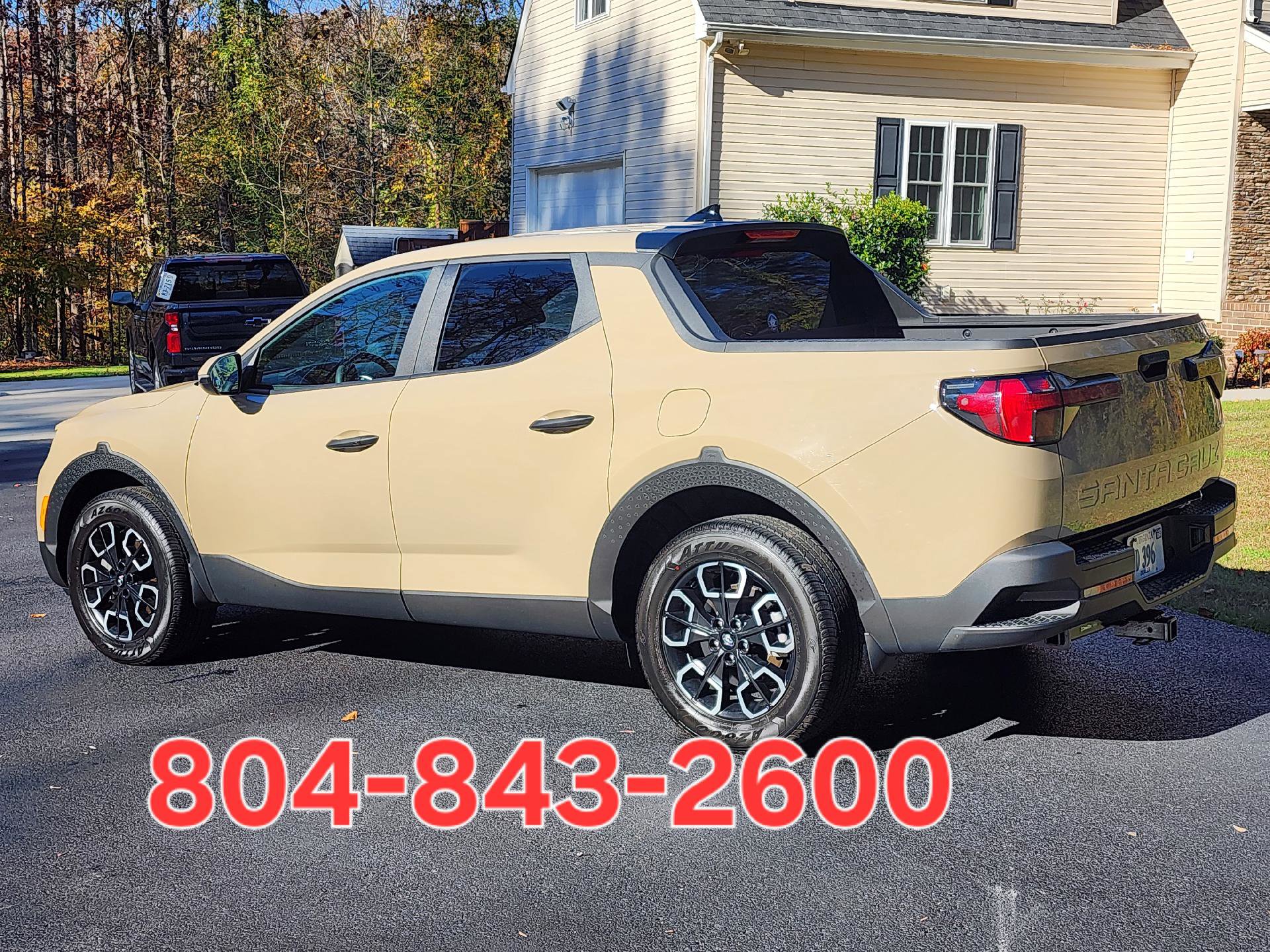 Used 2023 Hyundai Santa Cruz SEL image 3