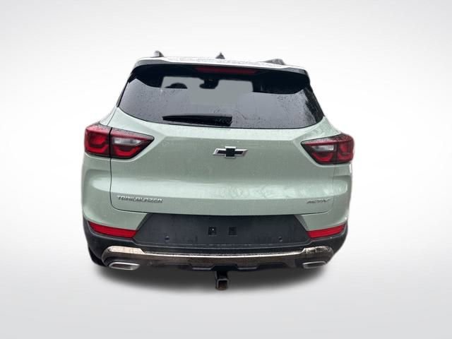 Used 2024 Chevrolet TrailBlazer ACTIV w/ Driver Confidence Package image 3