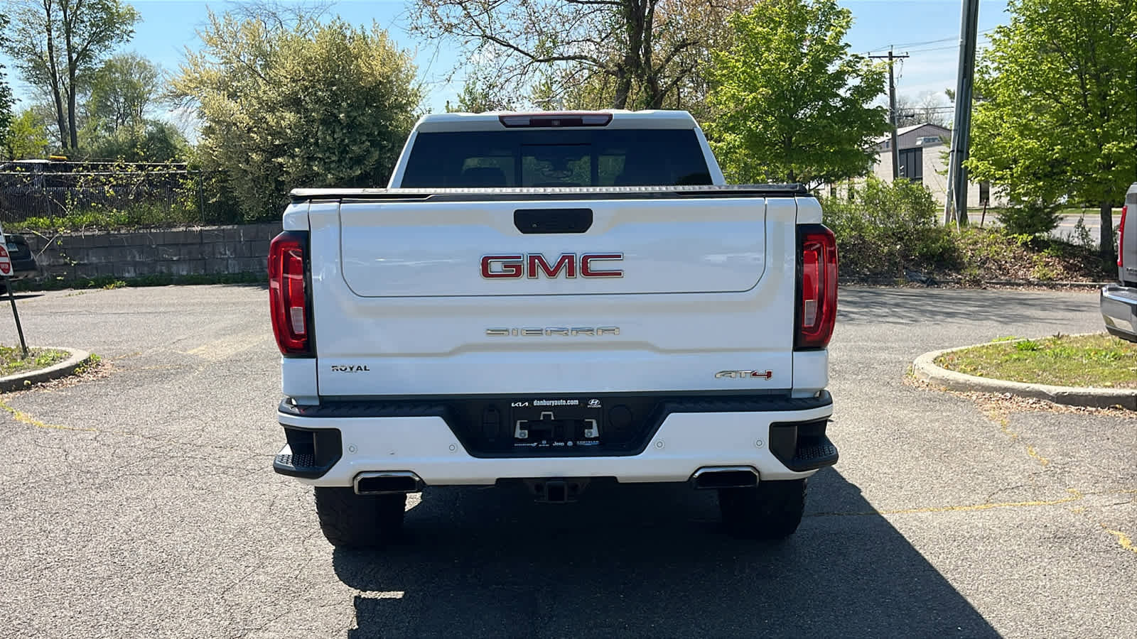 Used 2019 GMC Sierra 1500 AT4 w/ AT4 Premium Package AWD/4WD image 5