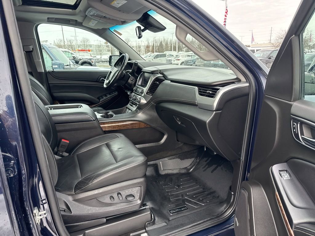 Used 2018 Chevrolet Suburban LT image 35