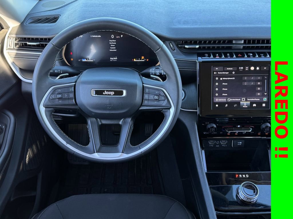 Used 2023 Jeep Grand Cherokee L Laredo image 11
