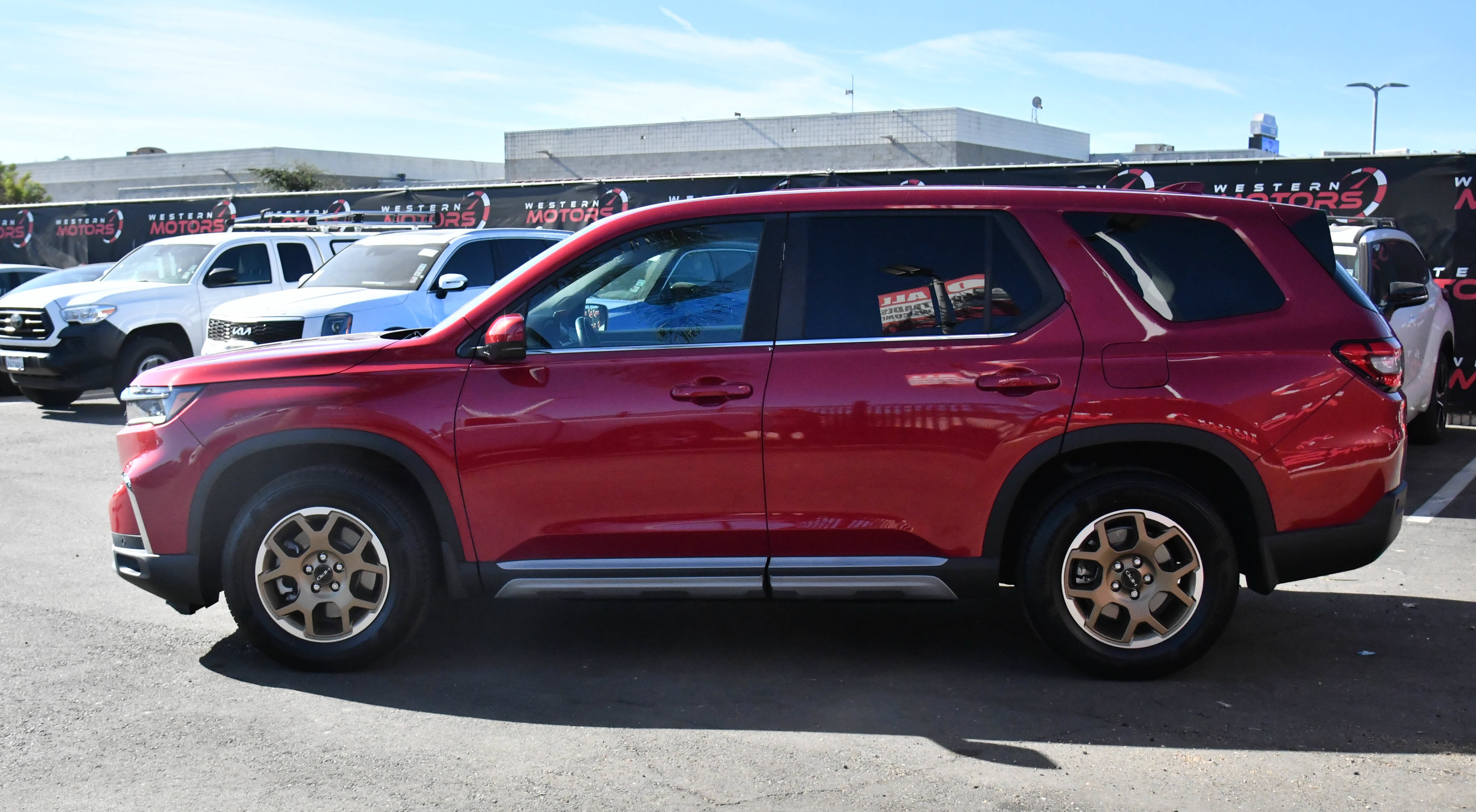 Used 2024 Honda Pilot EX-L image 4