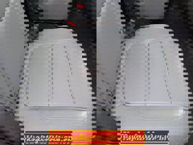 Used 2019 Chevrolet Traverse LT w/ LT Premium Package image 39