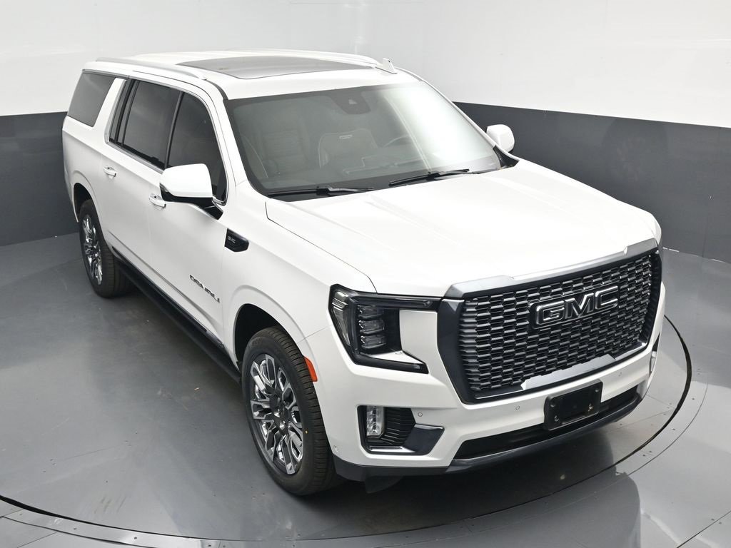 Used 2023 GMC Yukon XL Denali Ultimate image 47