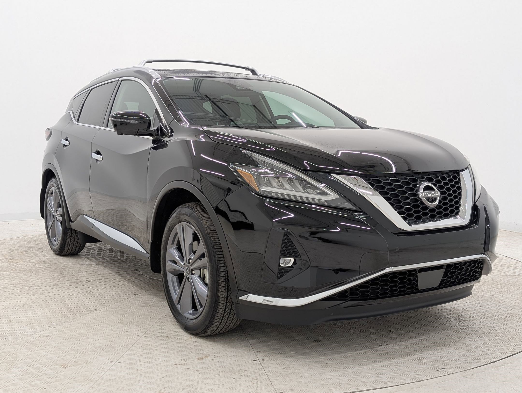 Used 2024 Nissan Murano Platinum w/ Cargo Package image 7