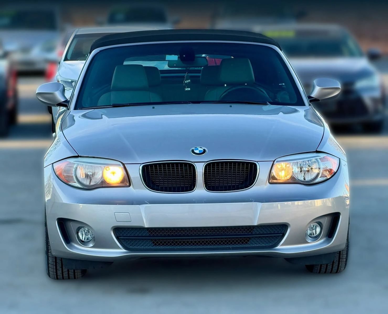 Used 2012 BMW 128i Convertible RWD image 3