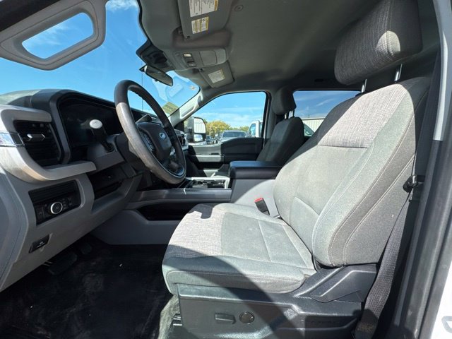 Used 2025 Ford F250 XLT w/ FX4 Off-Road Package AWD/4WD image 2