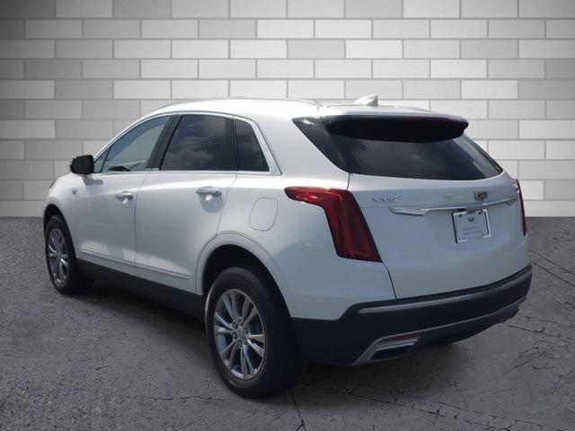 Certified 2023 Cadillac XT5 Premium Luxury w/ LPO, Premium Carpet Package FWD image 3