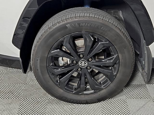 Used 2024 Toyota RAV4 XSE image 8