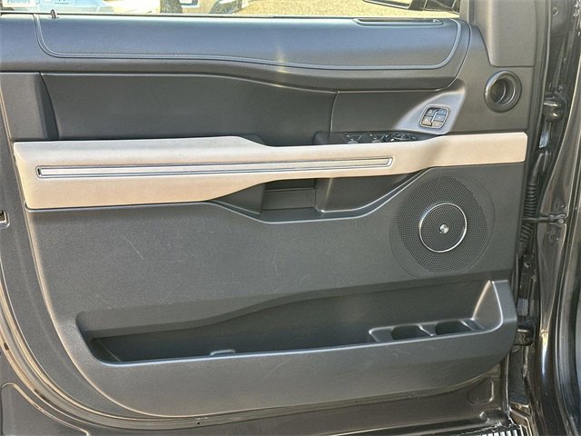 Used 2024 Ford Expedition Max Limited image 22