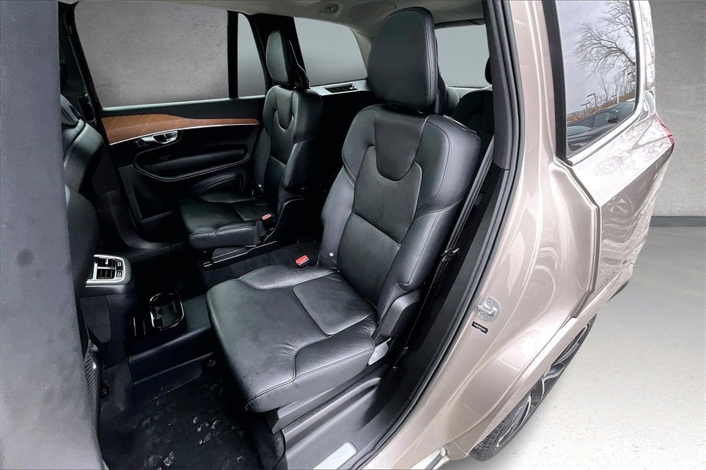 Used 2023 Volvo XC90 B6 Plus w/ Protection Package Premier image 22
