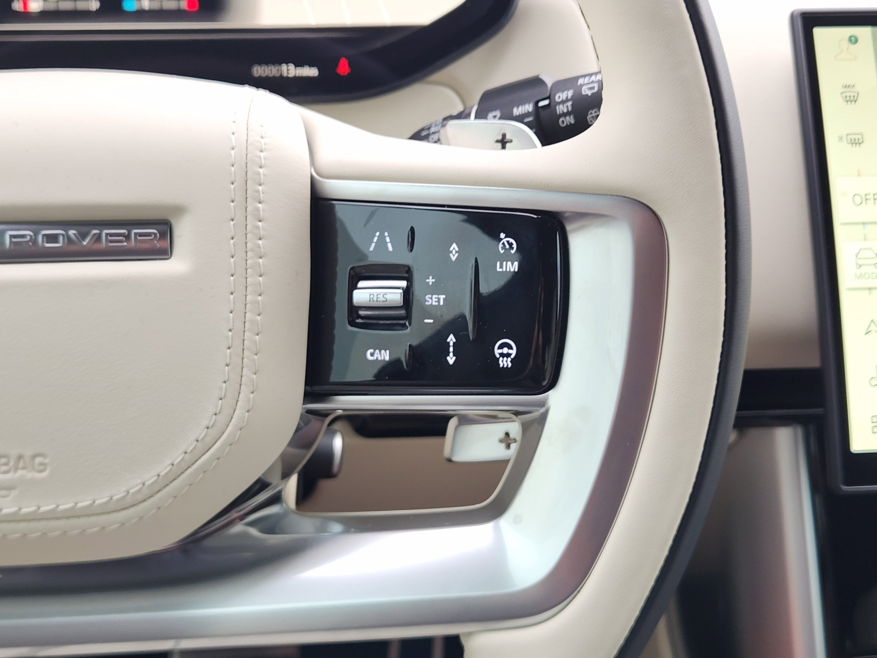 New 2026 Land Rover Range Rover SE AWD/4WD image 24