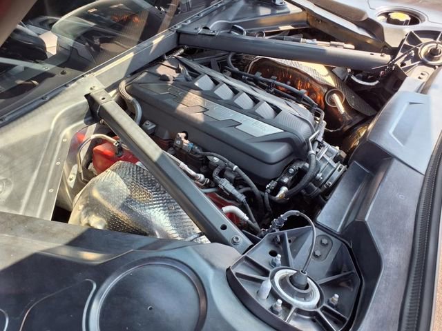 Used 2021 Chevrolet Corvette Stingray Preferred Cpe w/ Z51 Performance Package RWD image 11