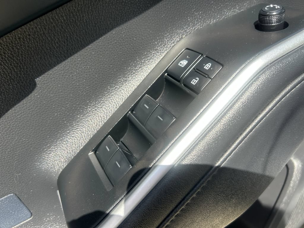 Certified 2025 Toyota Highlander XLE AWD/4WD image 12