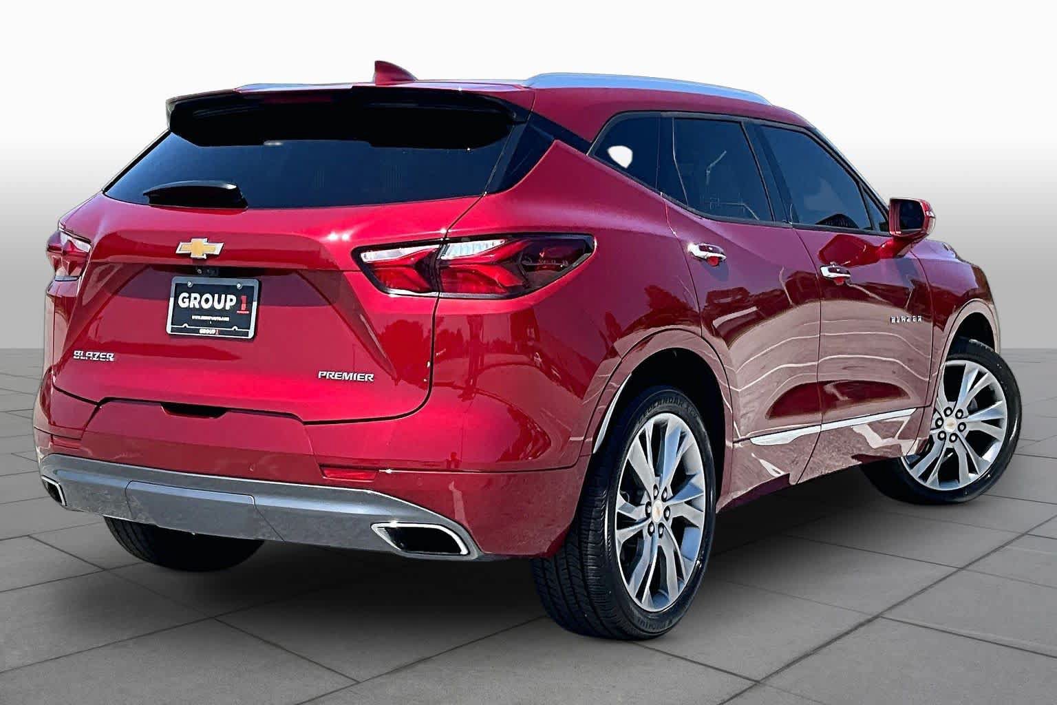 Used 2019 Chevrolet Blazer Premier w/ Sun and Wheels Package FWD image 13