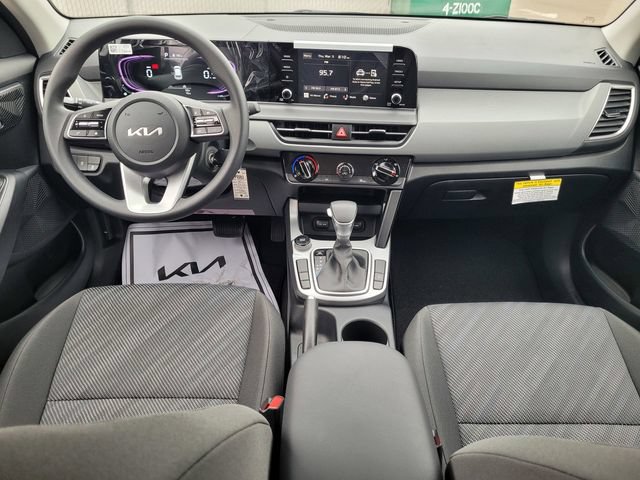 New 2026 Kia Seltos LX FWD image 8