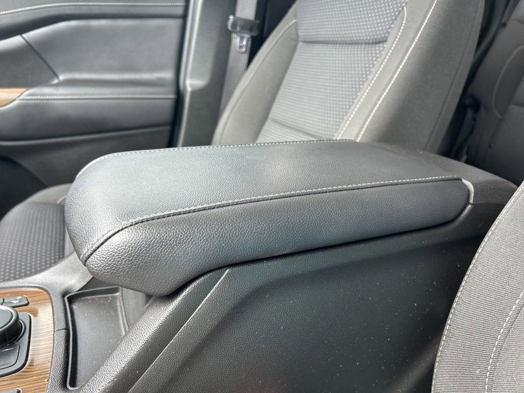 Used 2023 GMC Acadia SLE w/ Driver Convenience Package image 39